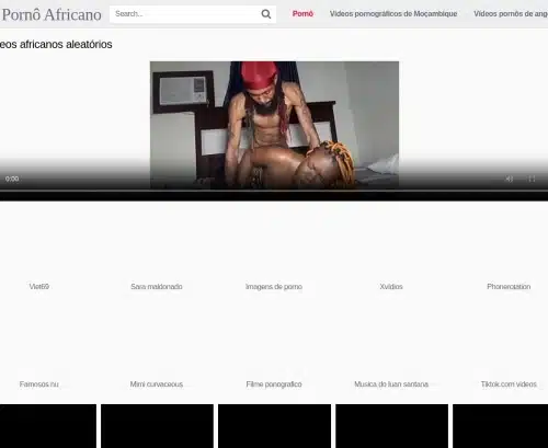 Une capture d'écran de la critique de Pornoafricano